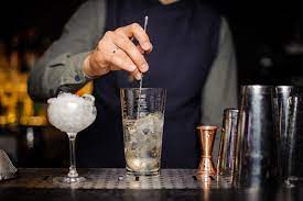 Shaken vs Stirred Cocktails: What's the difference?
